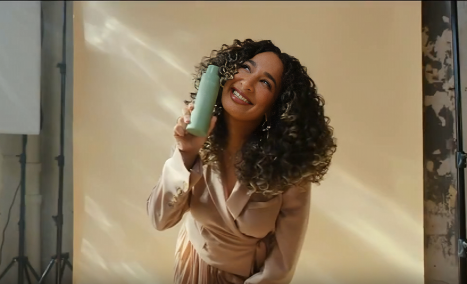 QuickBooks Commercial Actress Name: Meet Julissa Prado