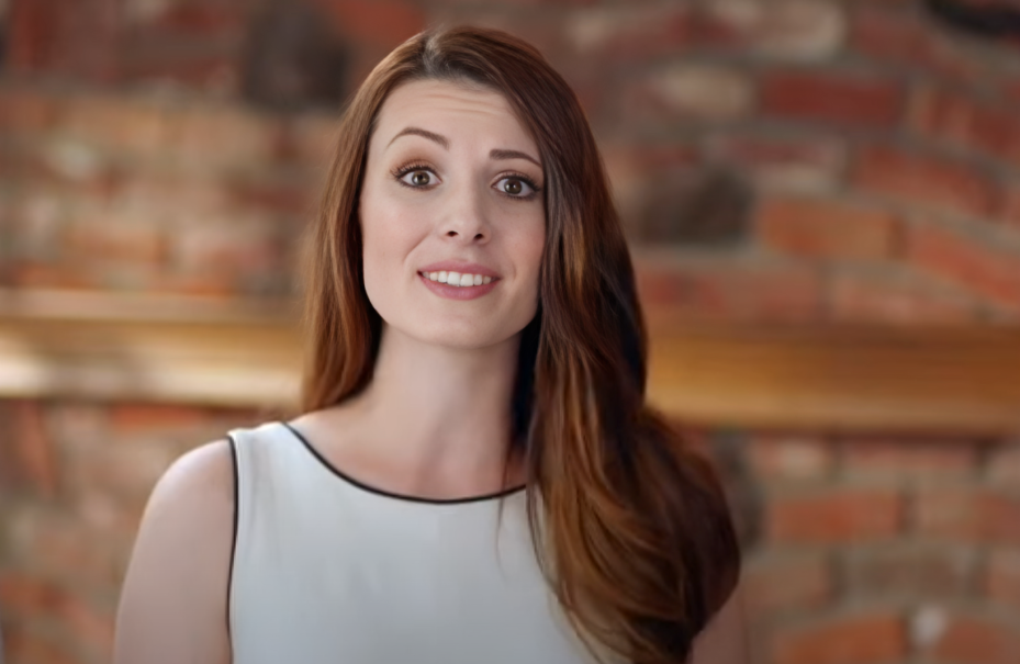 Jaclyn Kelly Shaw in the MTailor custom jeans ad