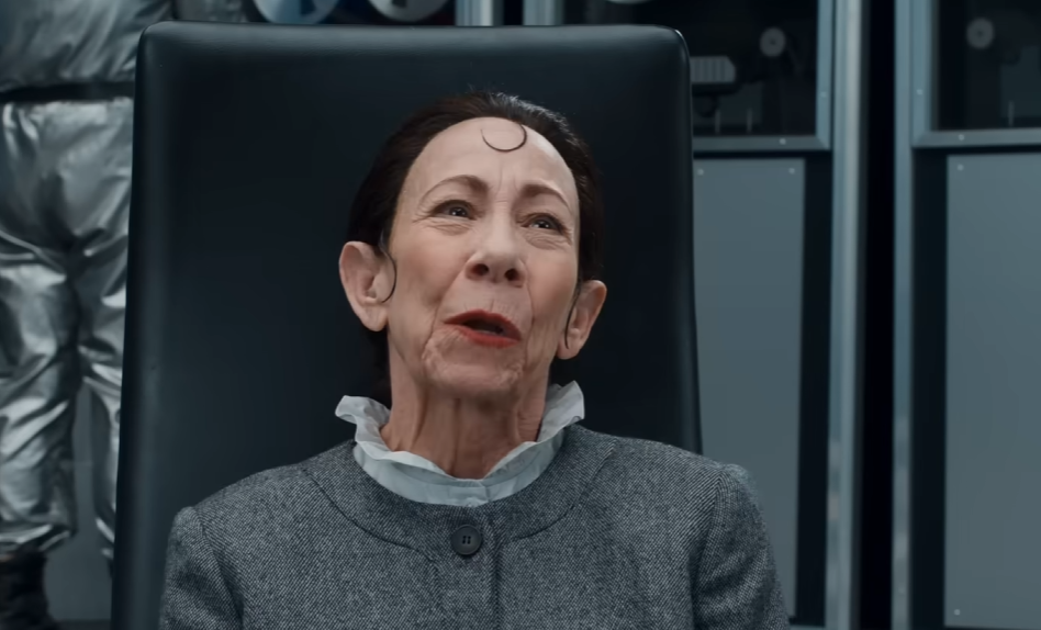 Who Does Mindy Sterling Play in the Verizon Commercial?